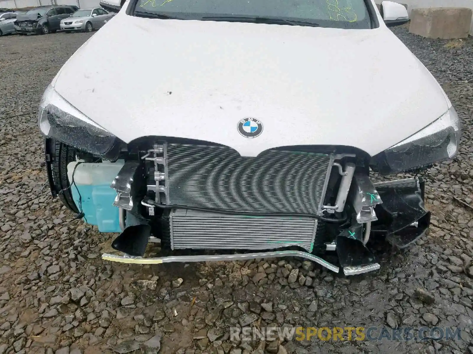 9 Photograph of a damaged car WBXHT3C54K5L38013 BMW X1 XDRIVE2 2019