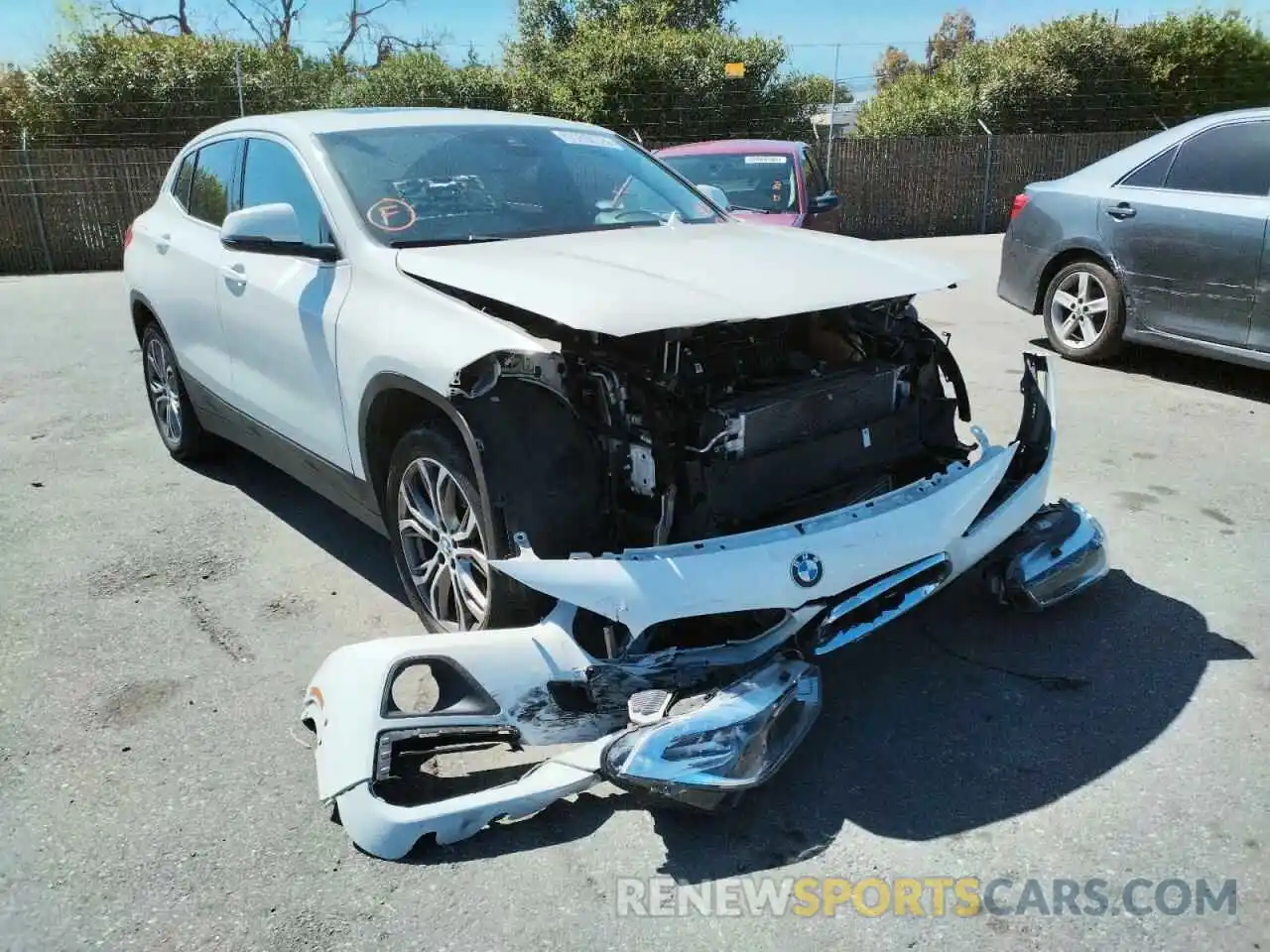 1 Photograph of a damaged car WBXYJ3C50K5N38263 BMW X2 2019