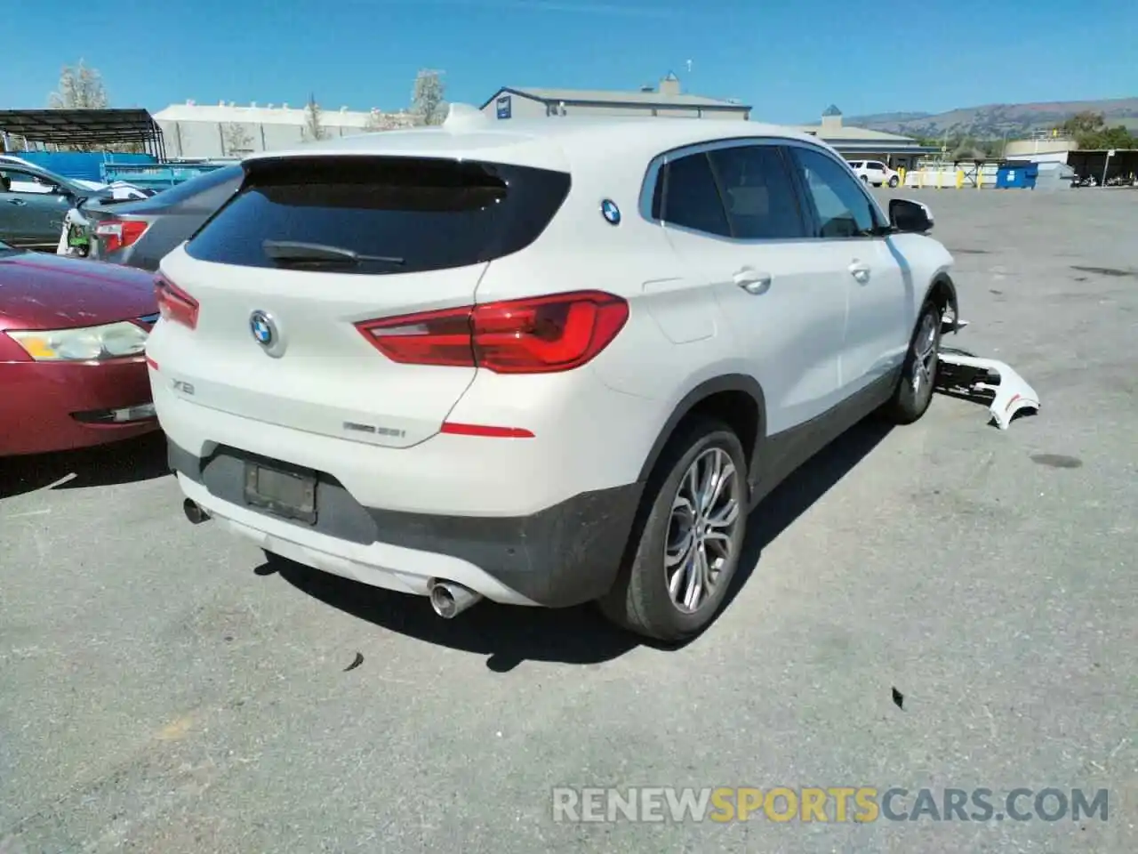 4 Photograph of a damaged car WBXYJ3C50K5N38263 BMW X2 2019