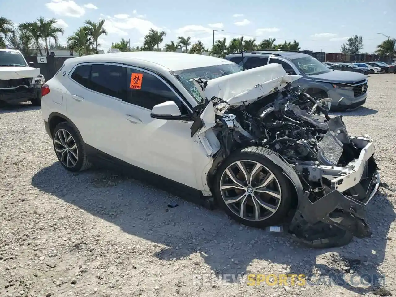 4 Photograph of a damaged car WBXYJ3C51K5N01626 BMW X2 2019