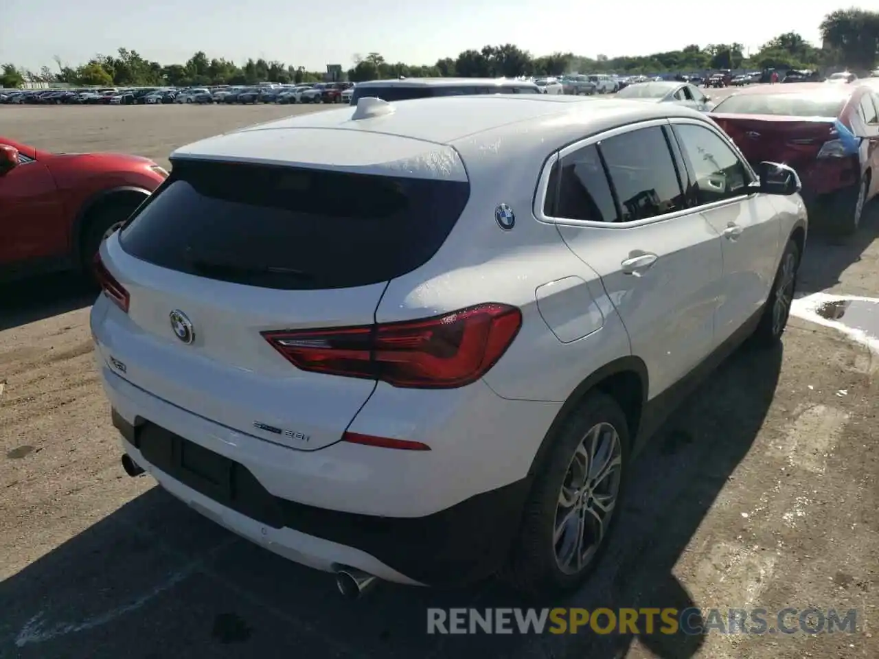 4 Photograph of a damaged car WBXYJ3C53K5N42971 BMW X2 2019