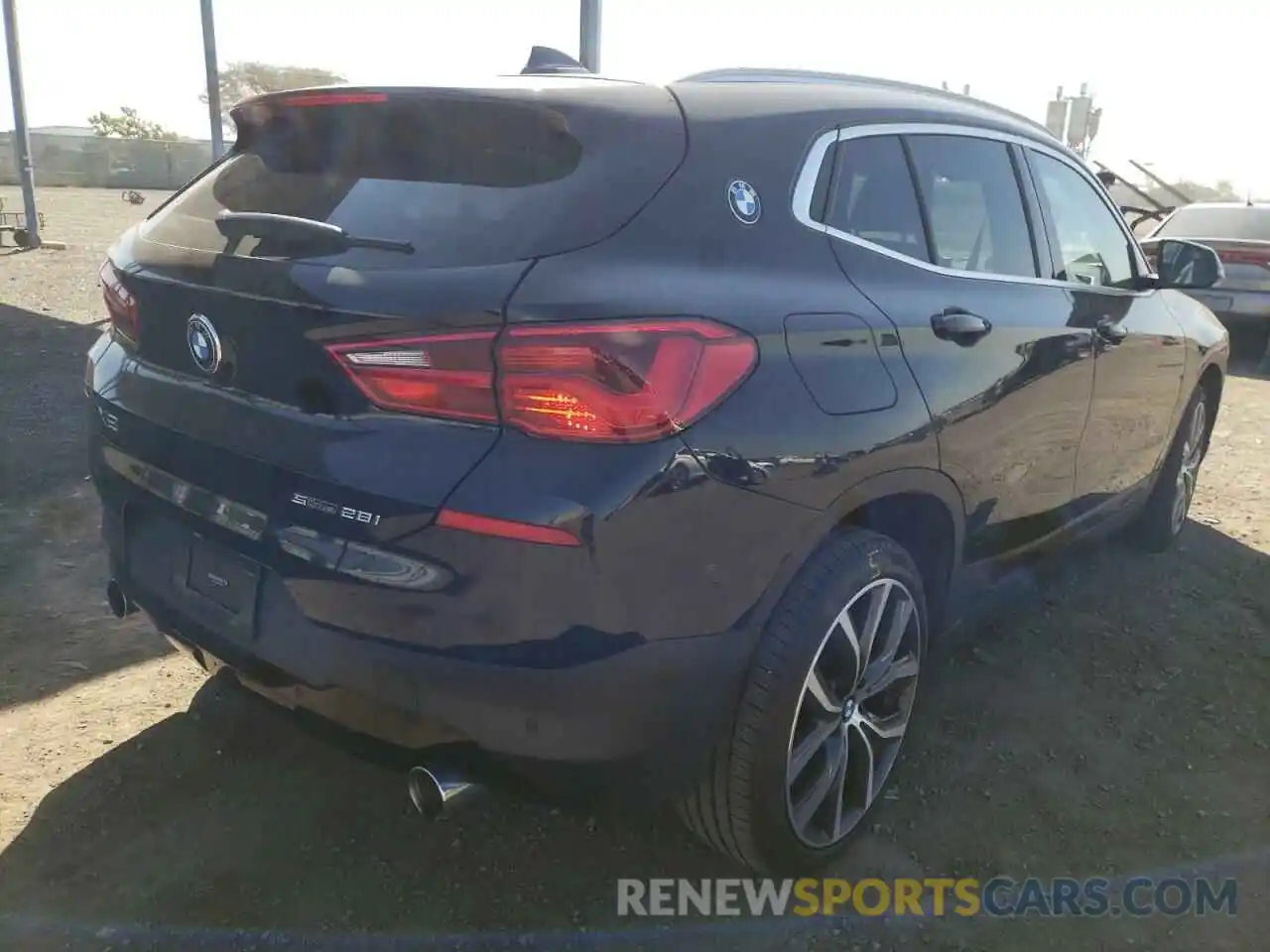 4 Photograph of a damaged car WBXYJ3C54K5N30389 BMW X2 2019