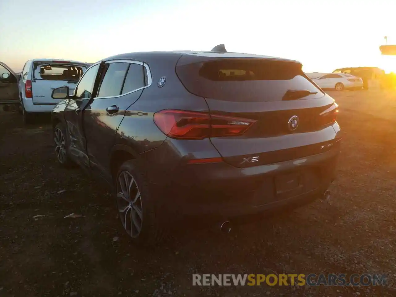 3 Photograph of a damaged car WBXYJ3C58K5N25616 BMW X2 2019