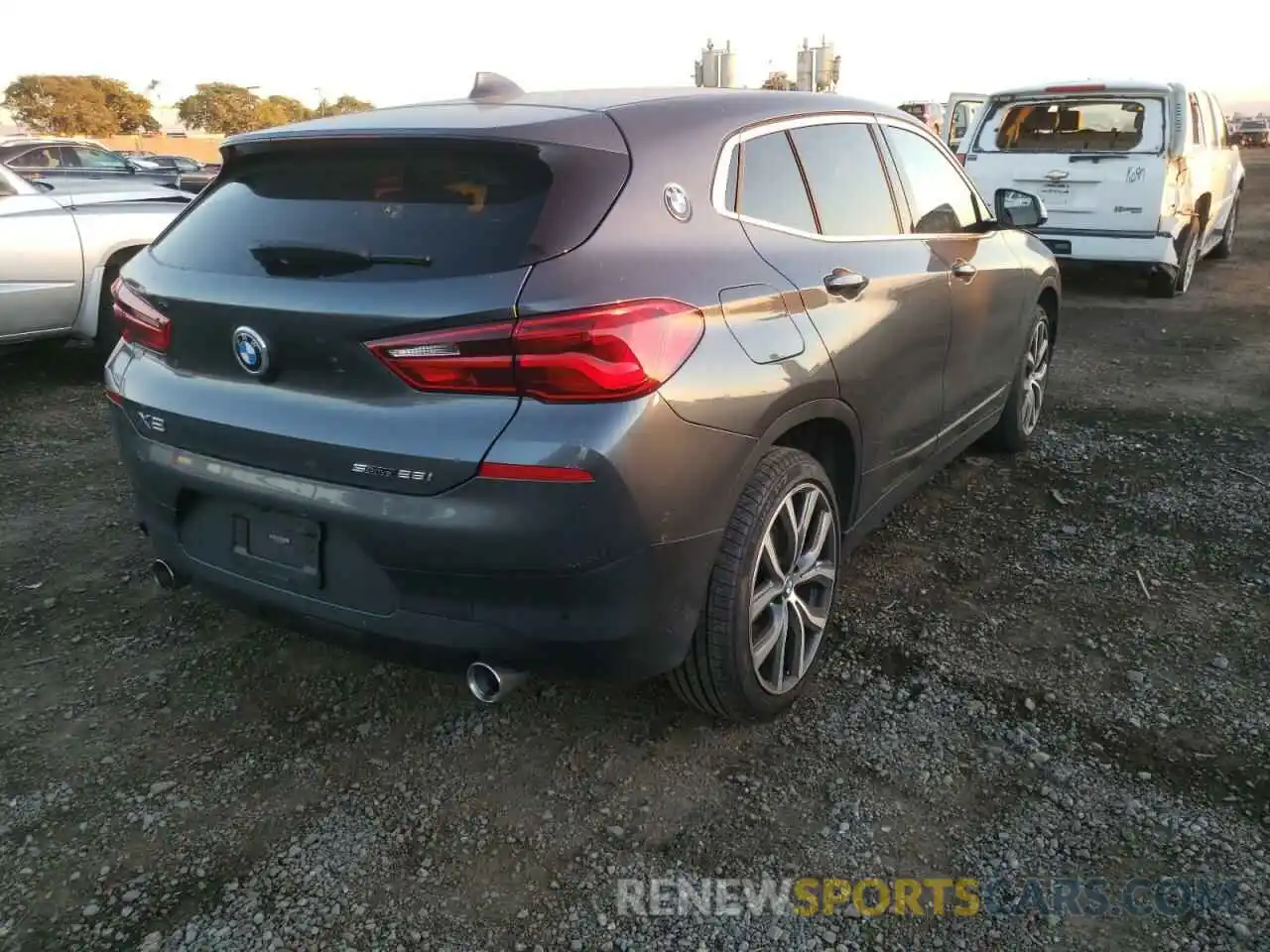 4 Photograph of a damaged car WBXYJ3C58K5N25616 BMW X2 2019