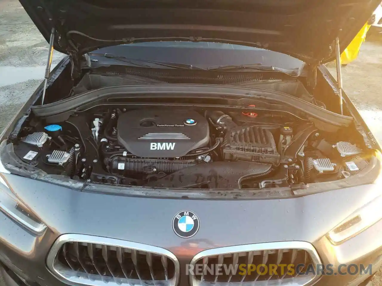 7 Photograph of a damaged car WBXYJ3C59K5N57233 BMW X2 2019