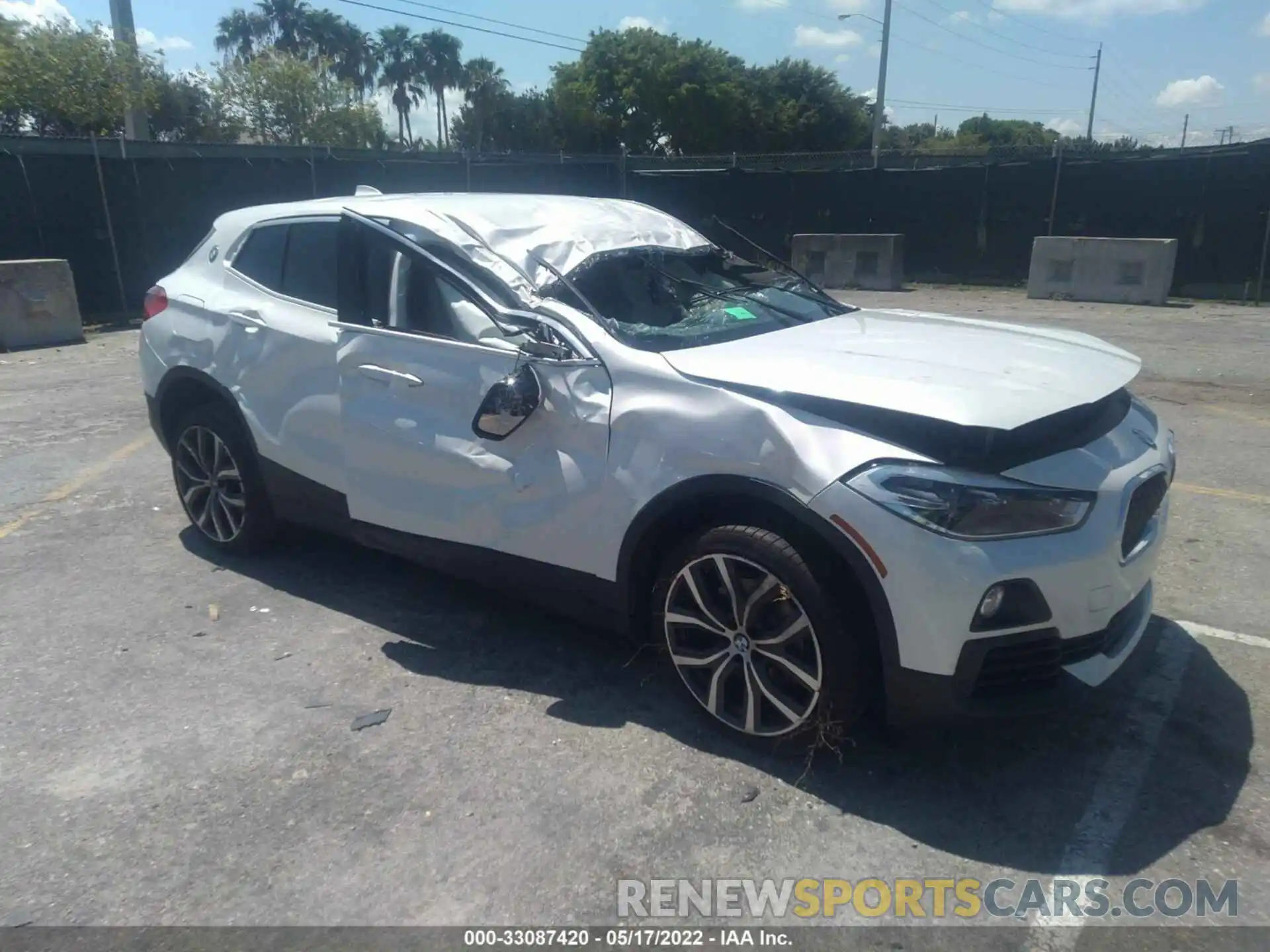 1 Photograph of a damaged car WBXYJ3C5XK5N13001 BMW X2 2019