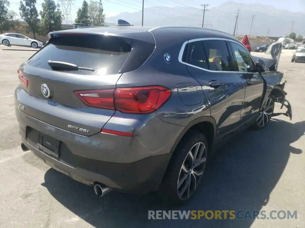 4 Photograph of a damaged car WBXYJ3C5XKEP76928 BMW X2 2019