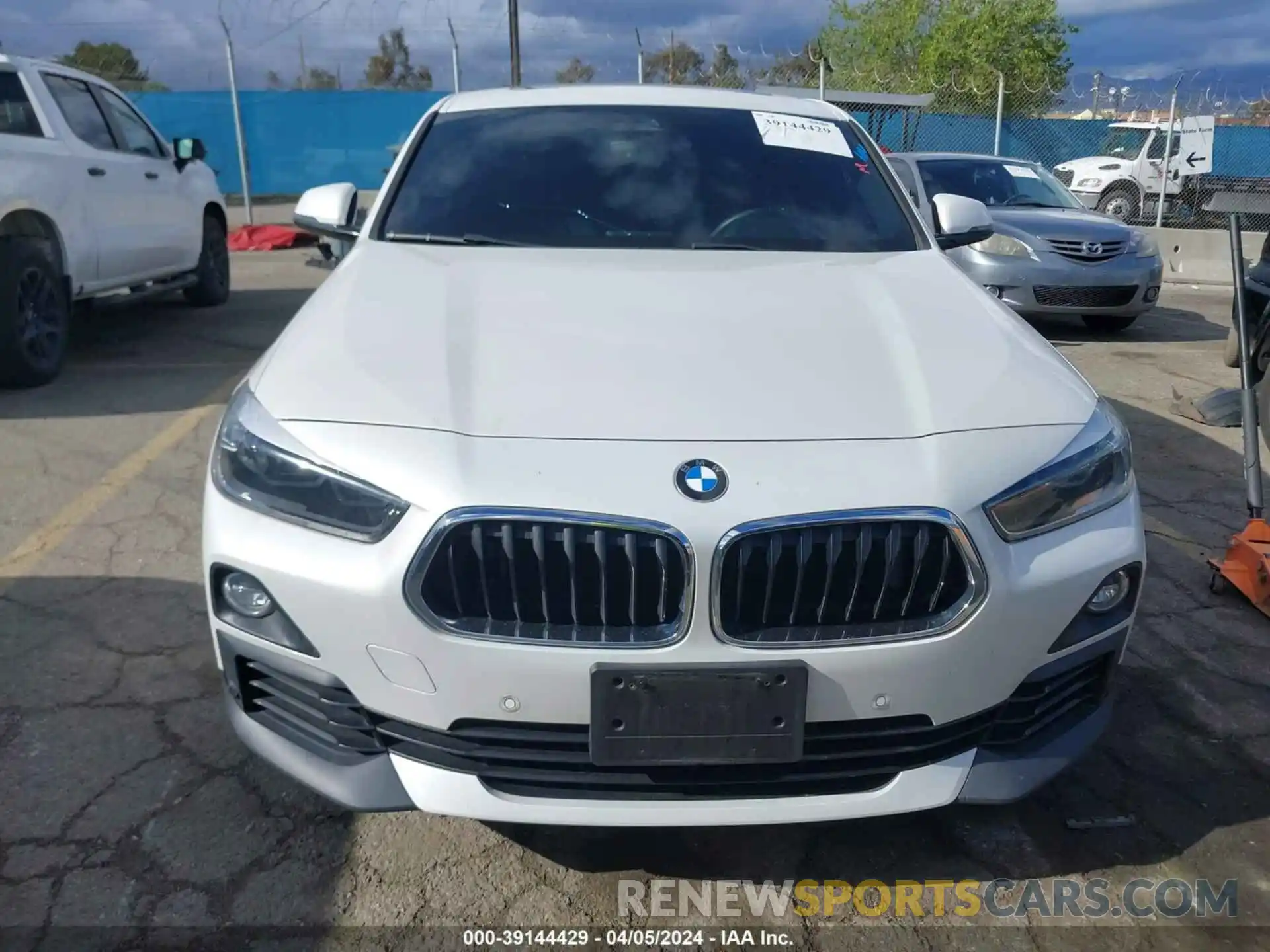 12 Photograph of a damaged car WBXYJ3C5XKEP77027 BMW X2 2019