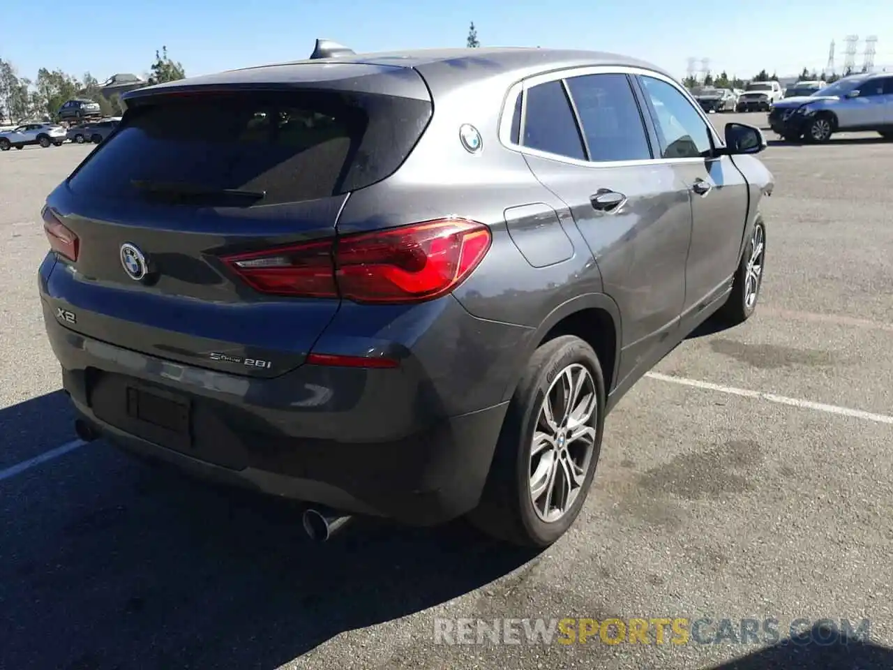 4 Photograph of a damaged car WBXYJ3C5XKEP77285 BMW X2 2019