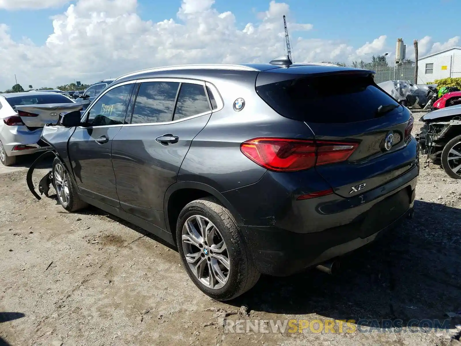 3 Photograph of a damaged car WBXYJ5C50K5N45094 BMW X2 2019