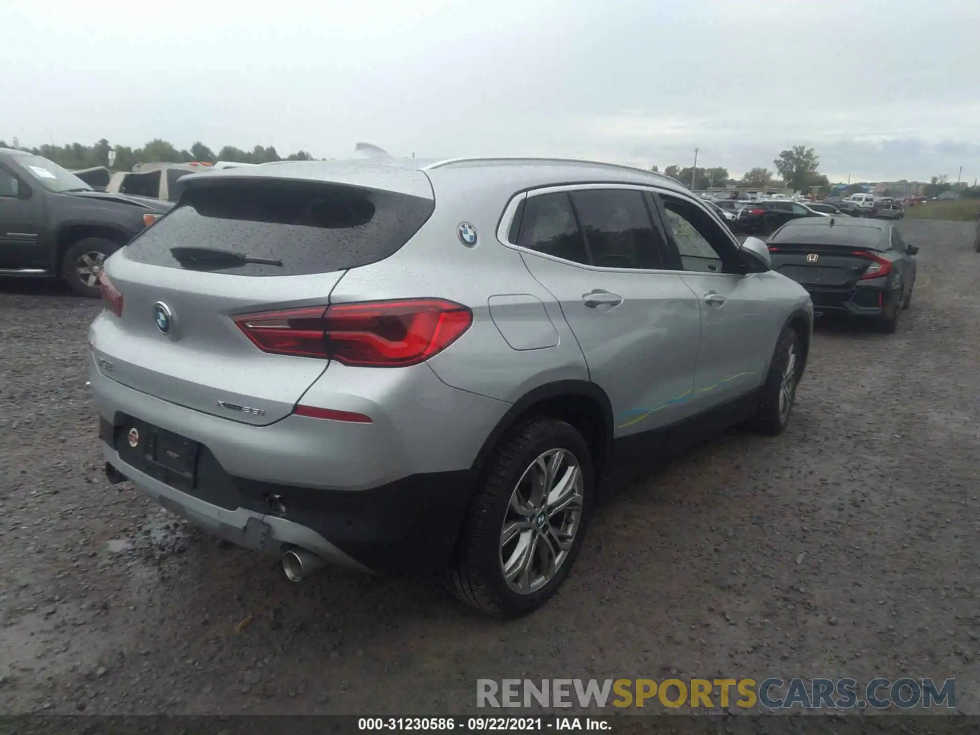 4 Photograph of a damaged car WBXYJ5C50K5N84476 BMW X2 2019