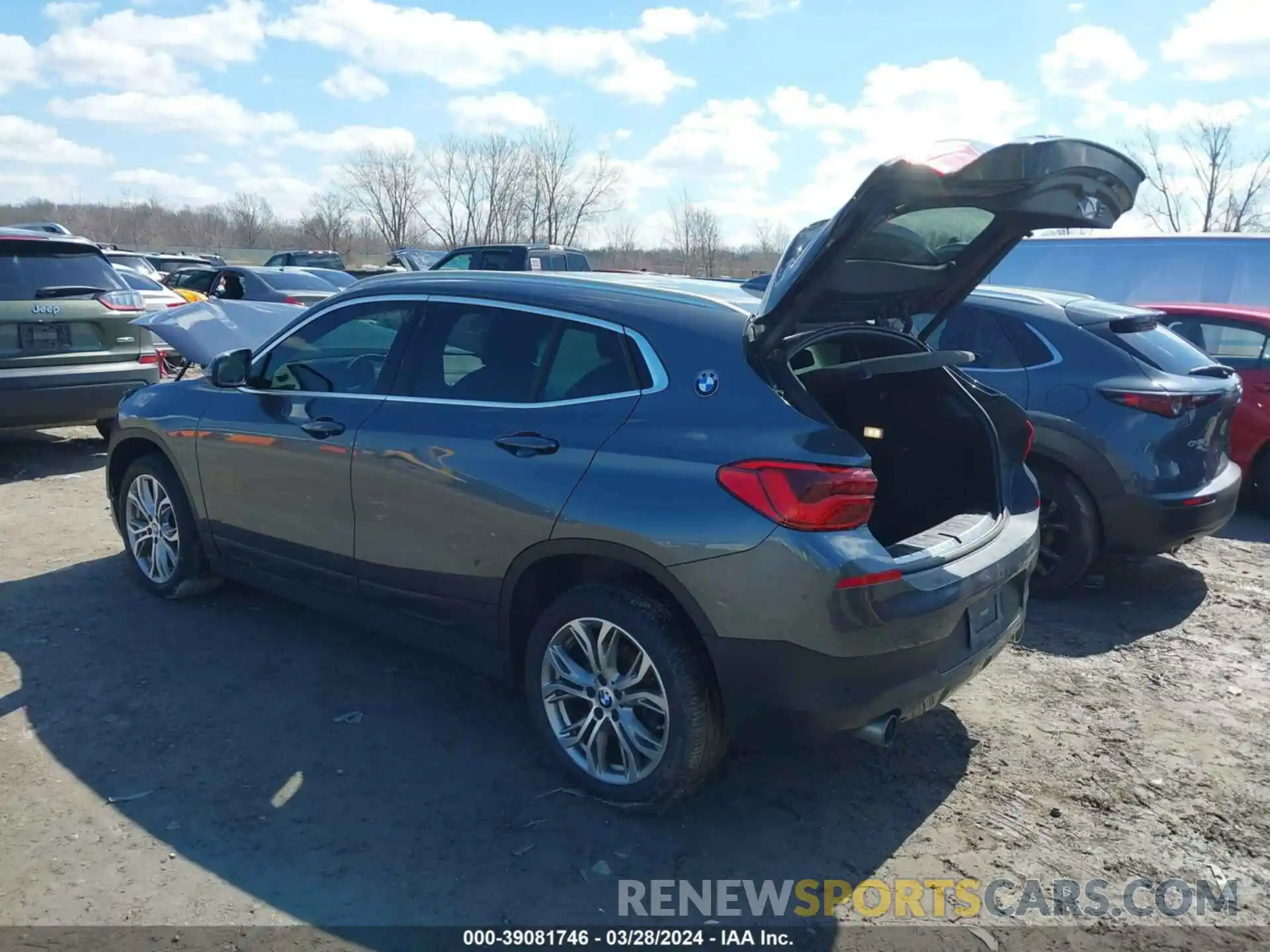 3 Photograph of a damaged car WBXYJ5C51K5N10595 BMW X2 2019