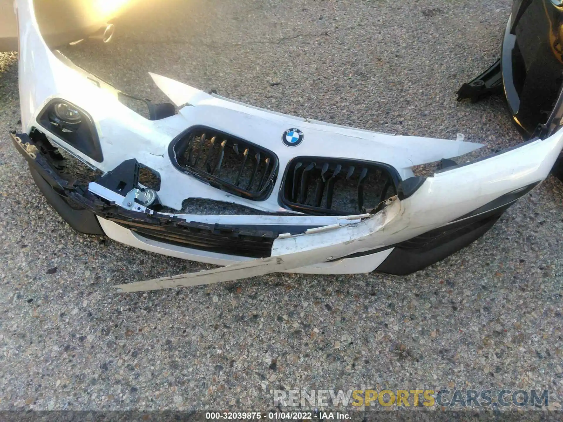 12 Photograph of a damaged car WBXYJ5C51K5N31883 BMW X2 2019