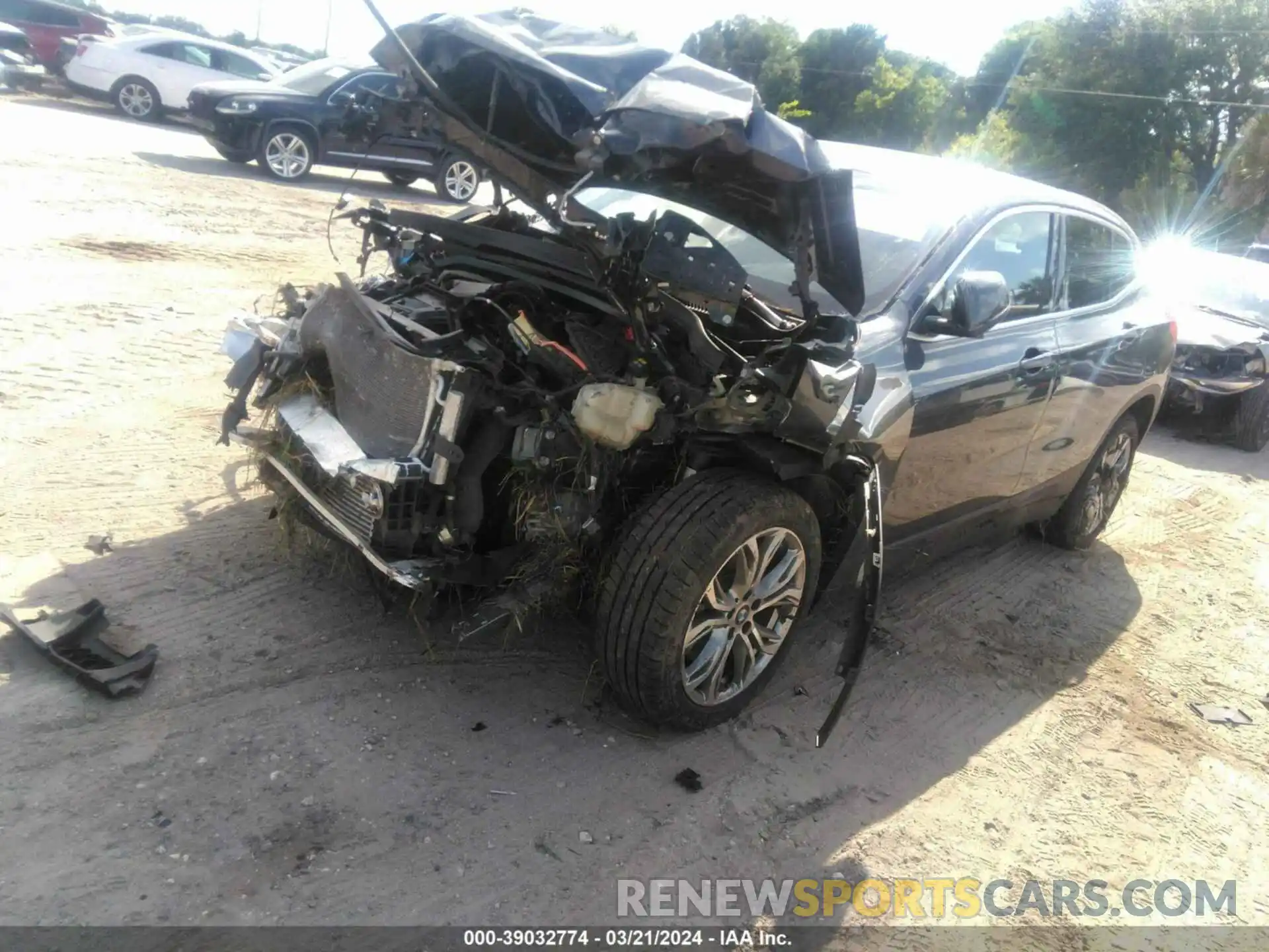 2 Photograph of a damaged car WBXYJ5C52K5N64553 BMW X2 2019