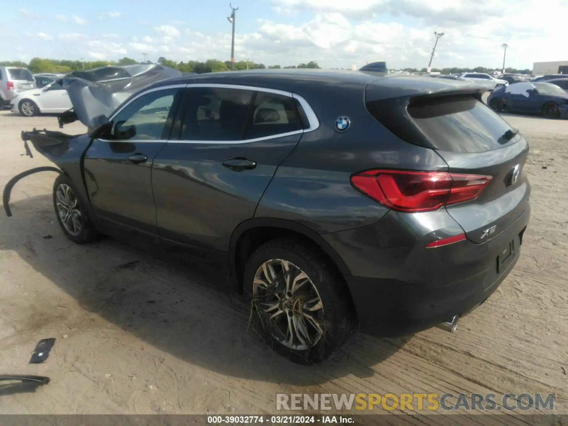 3 Photograph of a damaged car WBXYJ5C52K5N64553 BMW X2 2019