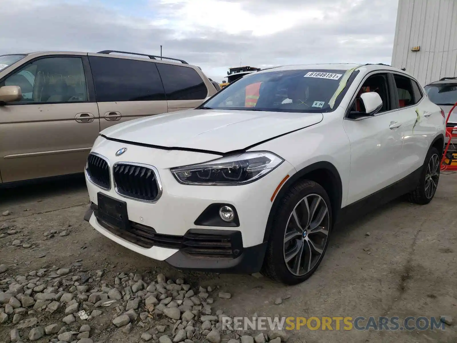 2 Photograph of a damaged car WBXYJ5C52K5N79408 BMW X2 2019