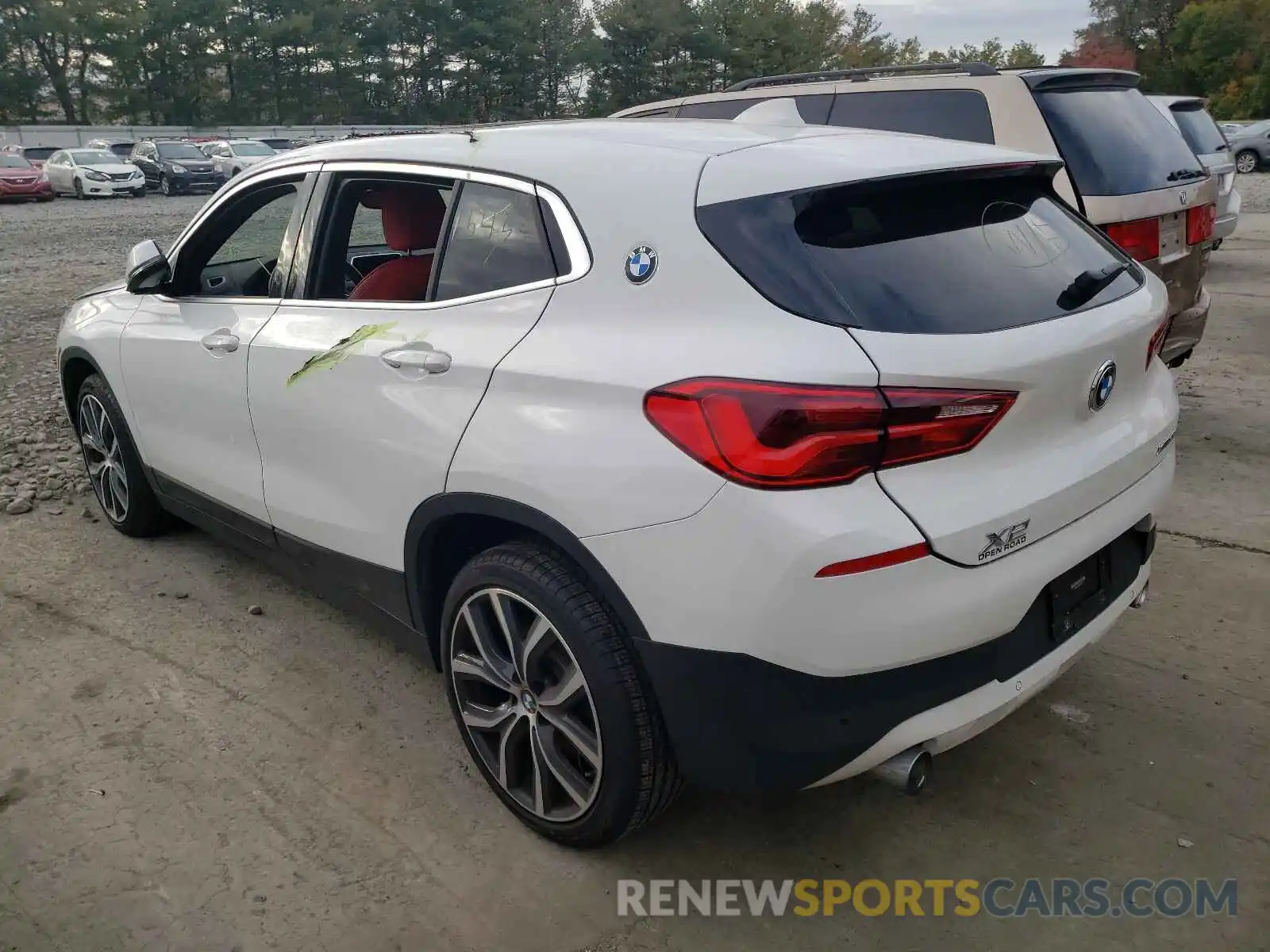 3 Photograph of a damaged car WBXYJ5C52K5N79408 BMW X2 2019