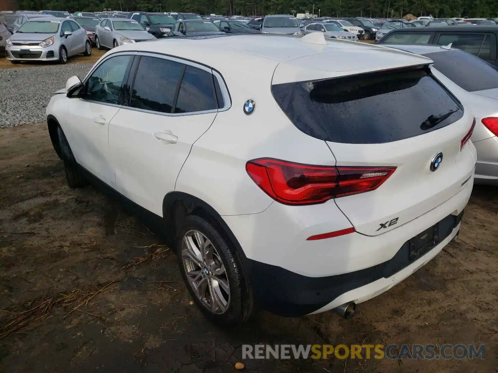 3 Photograph of a damaged car WBXYJ5C53K5N33229 BMW X2 2019