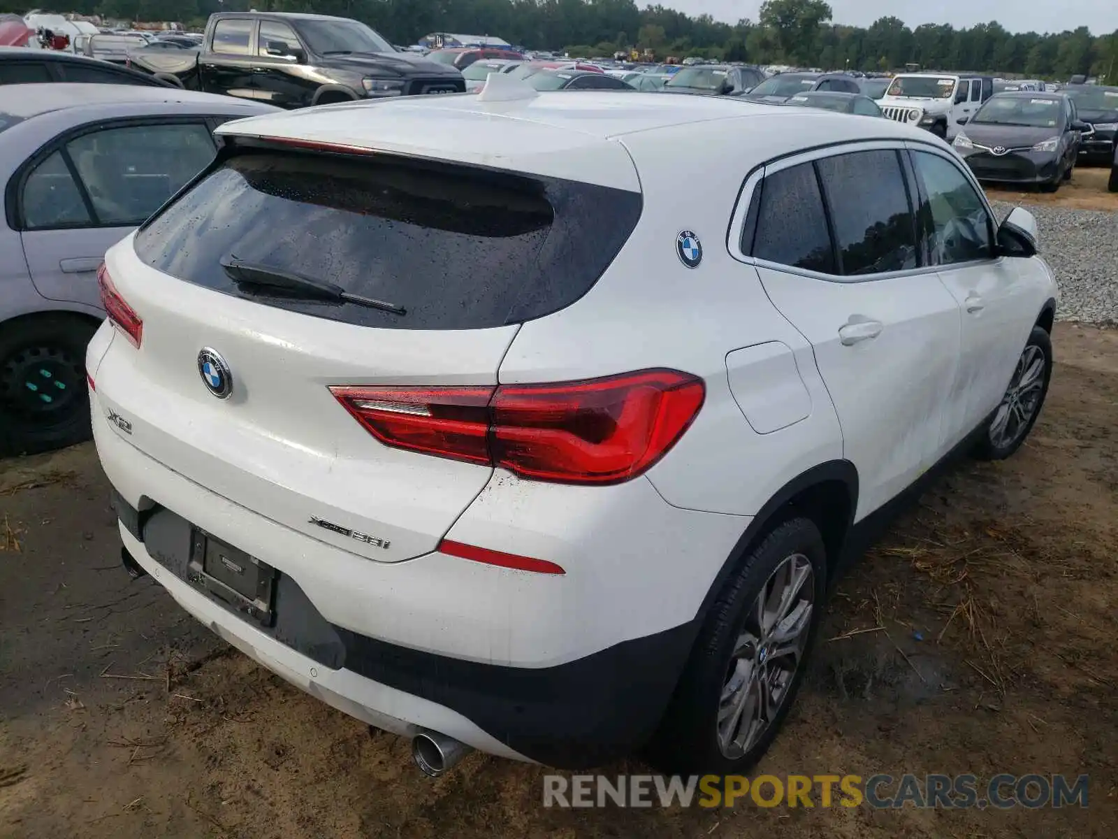 4 Photograph of a damaged car WBXYJ5C53K5N33229 BMW X2 2019