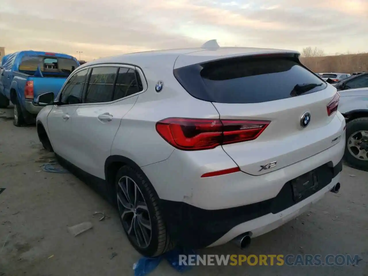 3 Photograph of a damaged car WBXYJ5C53K5N83760 BMW X2 2019