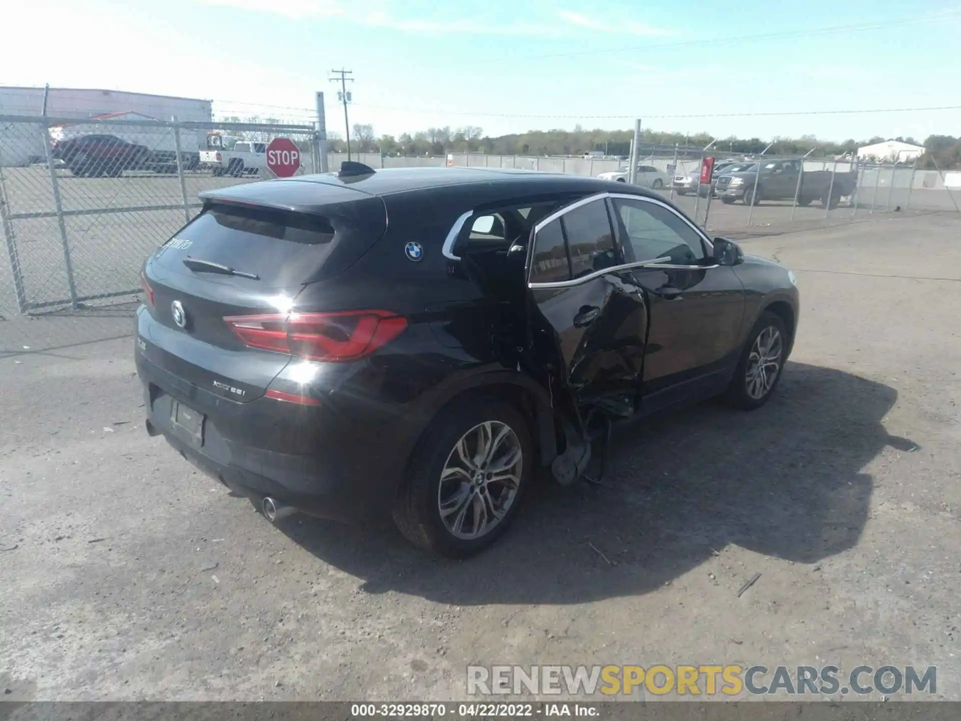 4 Photograph of a damaged car WBXYJ5C54K5N54025 BMW X2 2019