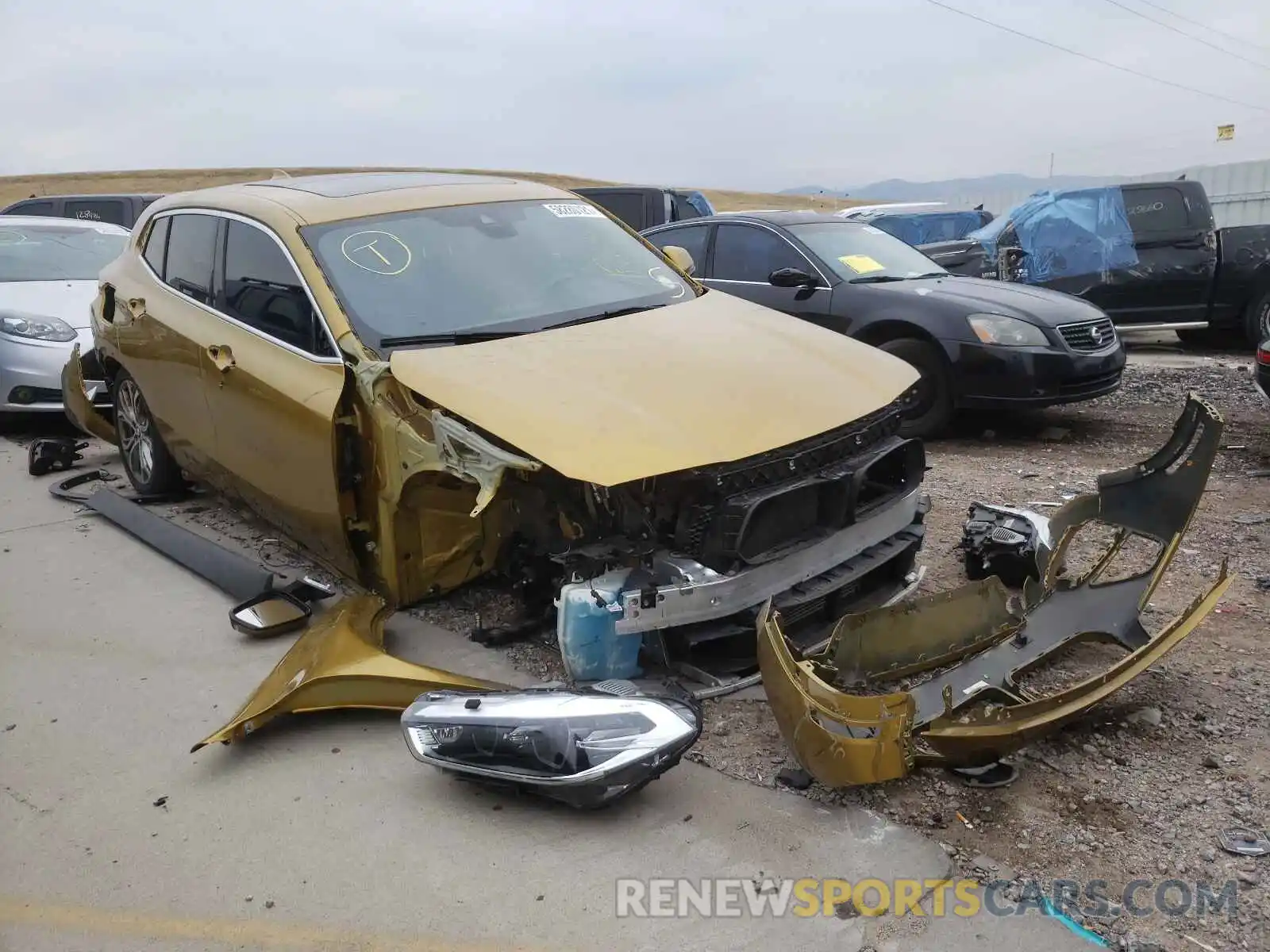 1 Photograph of a damaged car WBXYJ5C54K5N57863 BMW X2 2019