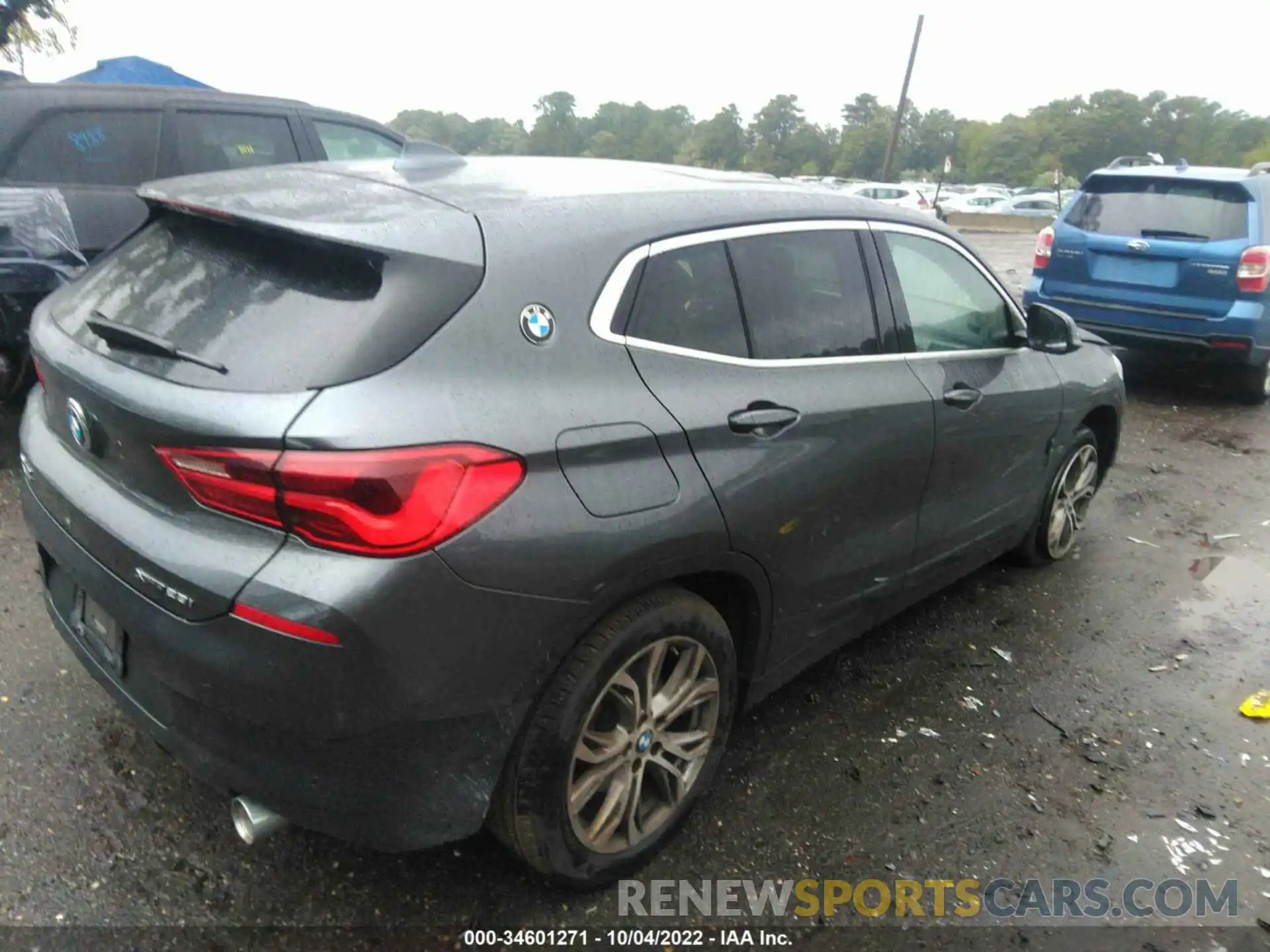 4 Photograph of a damaged car WBXYJ5C55KEF83584 BMW X2 2019