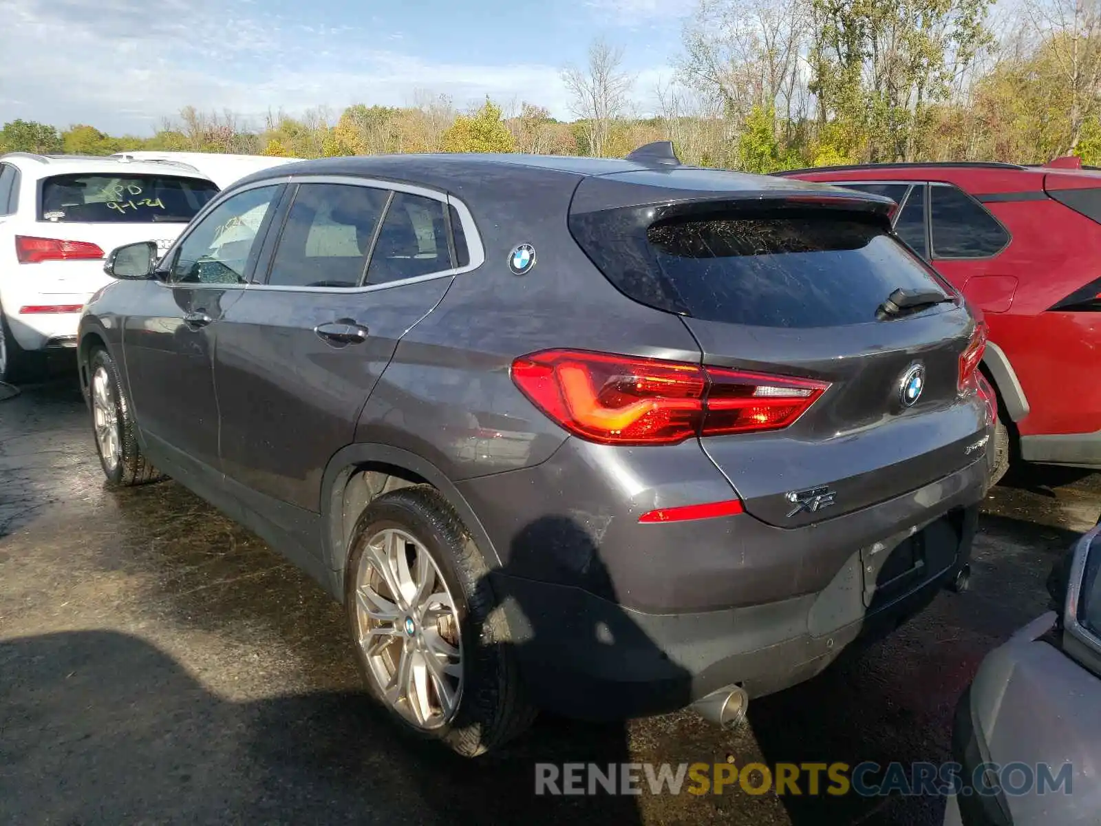 3 Photograph of a damaged car WBXYJ5C56K5N32141 BMW X2 2019