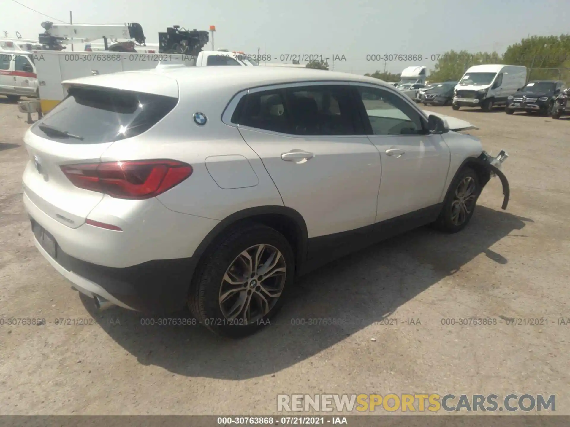 4 Photograph of a damaged car WBXYJ5C56KEF82928 BMW X2 2019