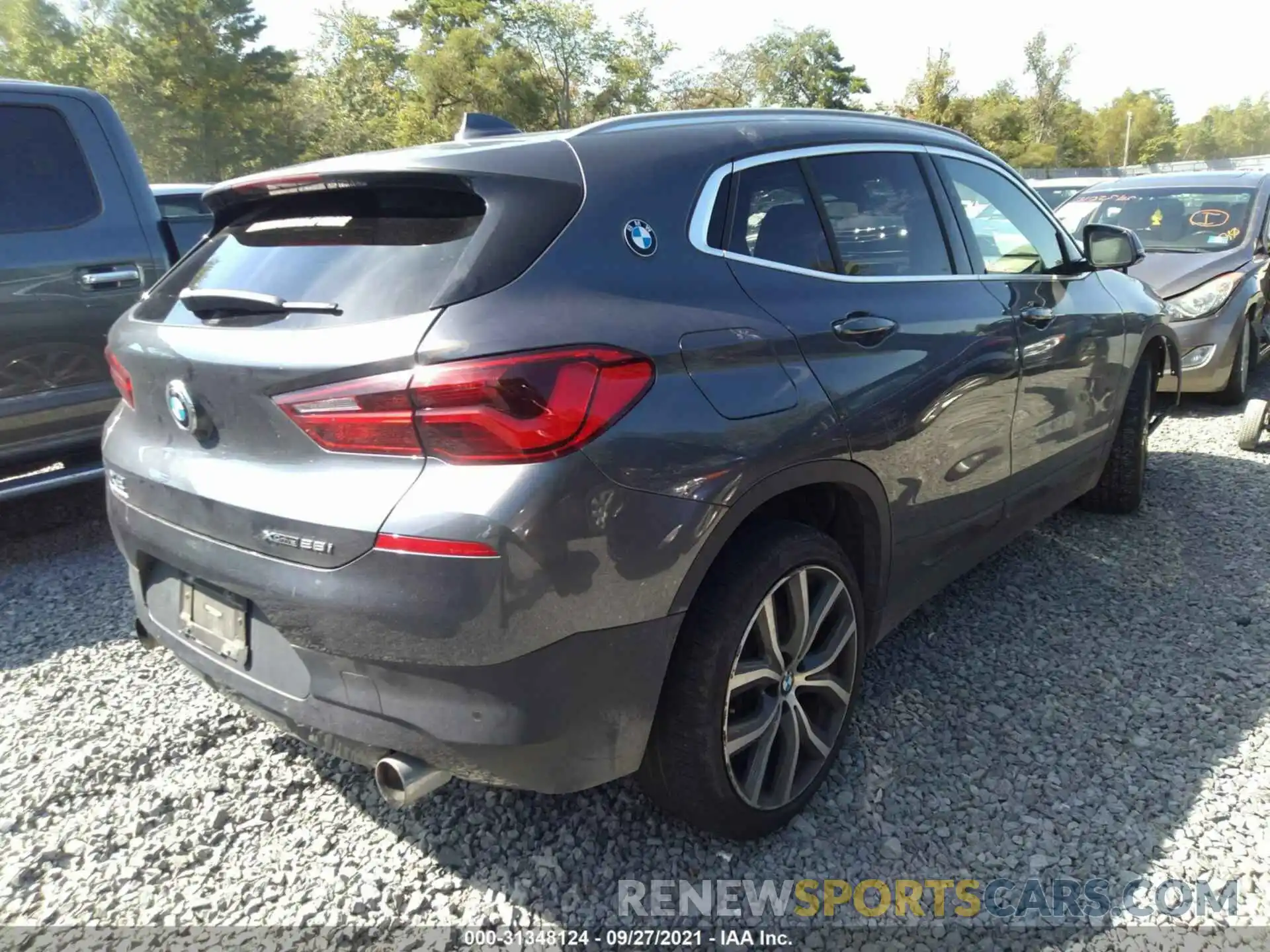 4 Photograph of a damaged car WBXYJ5C56KEF83593 BMW X2 2019