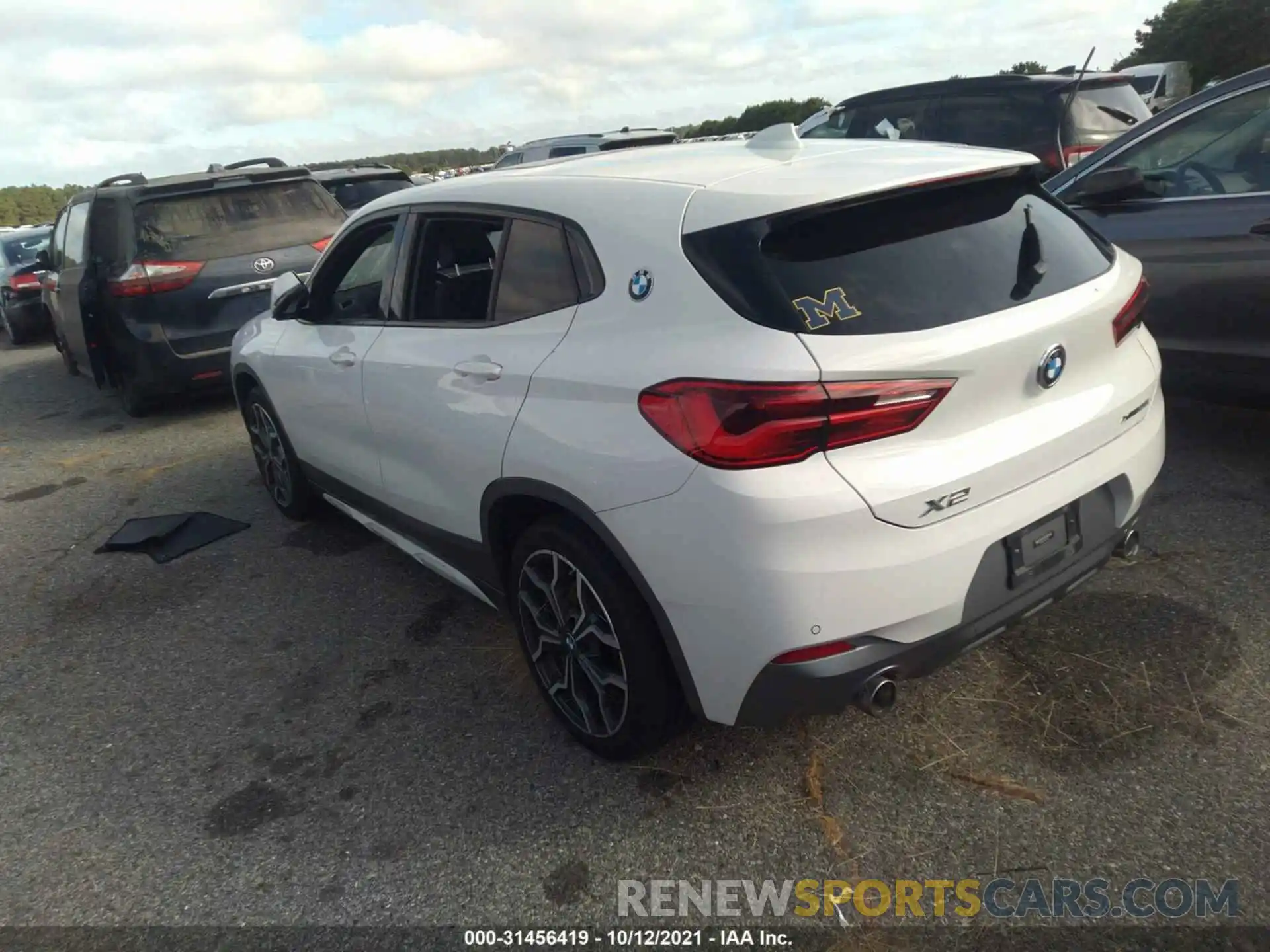 3 Photograph of a damaged car WBXYJ5C58K5N81650 BMW X2 2019