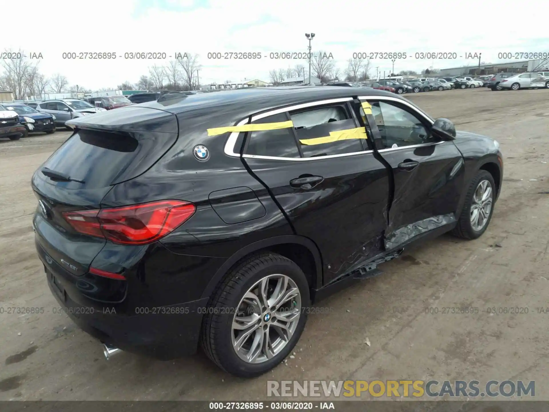 4 Photograph of a damaged car WBXYJ5C59K5N18606 BMW X2 2019