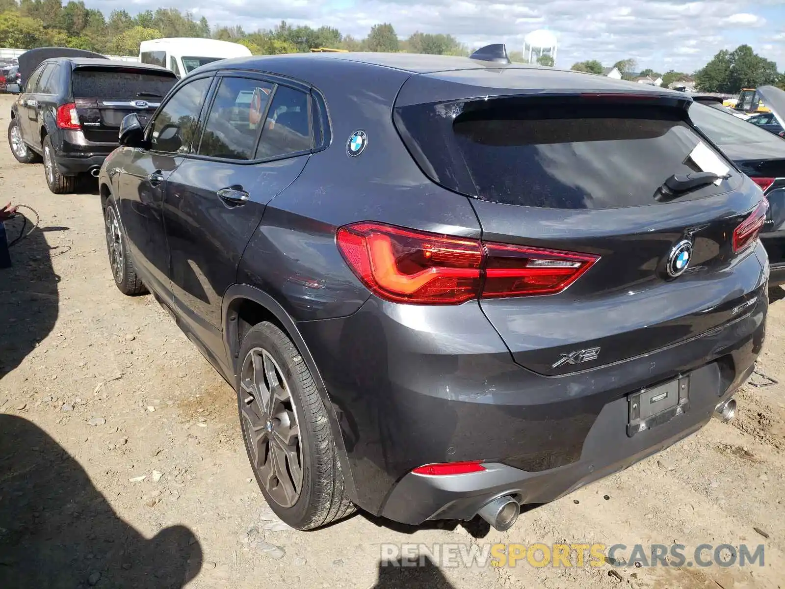 3 Photograph of a damaged car WBXYJ5C59K5N50469 BMW X2 2019