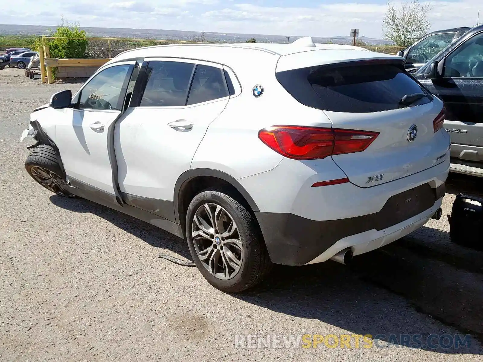 3 Photograph of a damaged car WBXYJ5C59KEF83023 BMW X2 2019