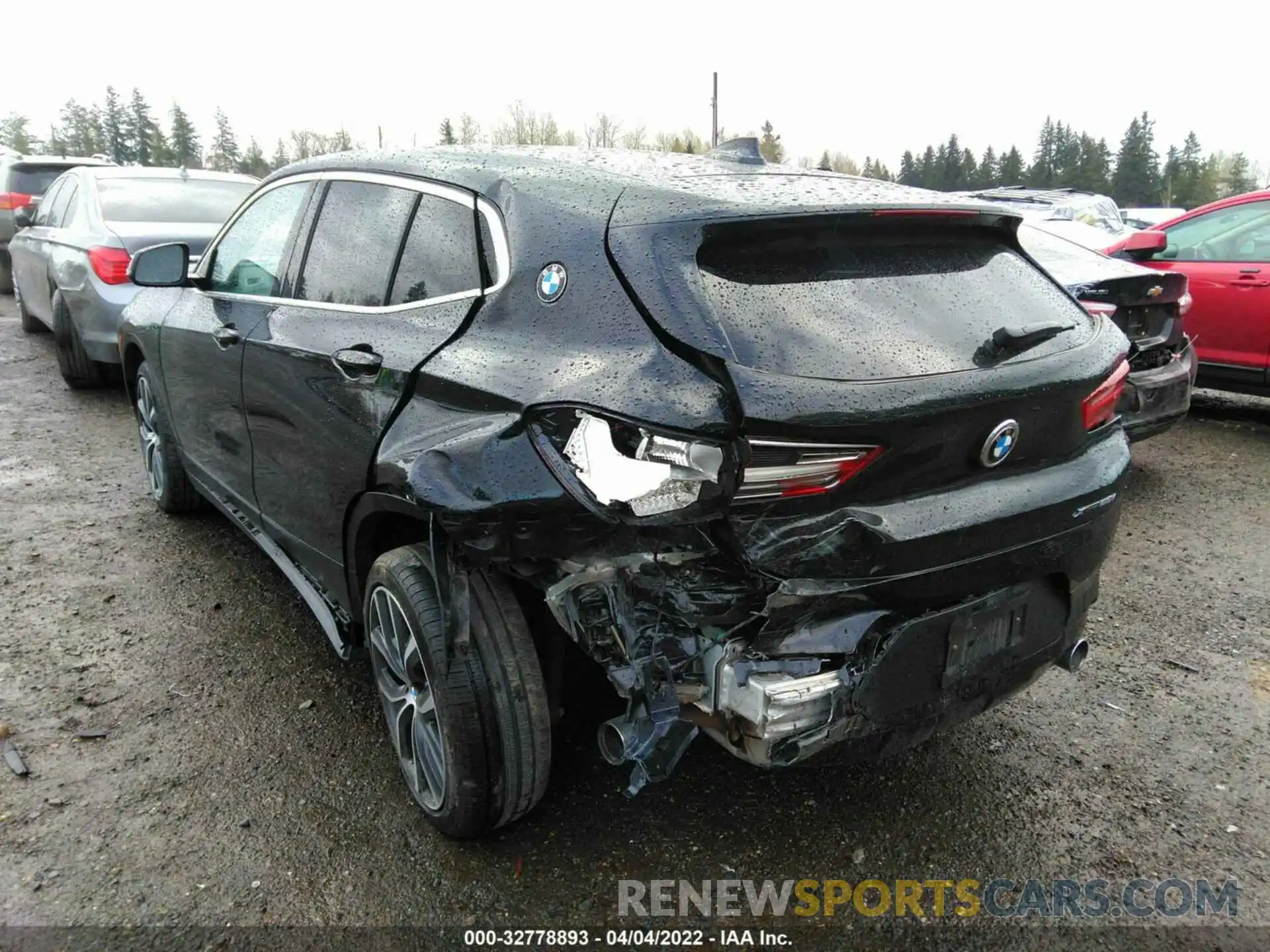 3 Photograph of a damaged car WBXYJ5C59KEF83507 BMW X2 2019