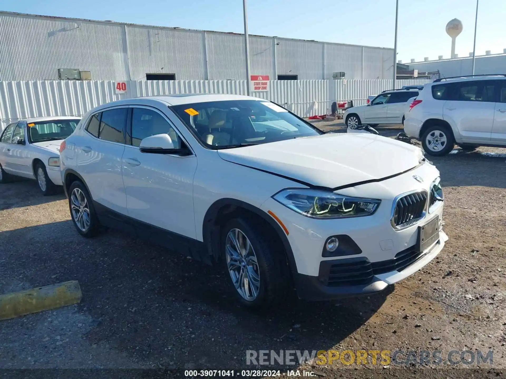 1 Photograph of a damaged car WBXYH9C00L5N91162 BMW X2 2020