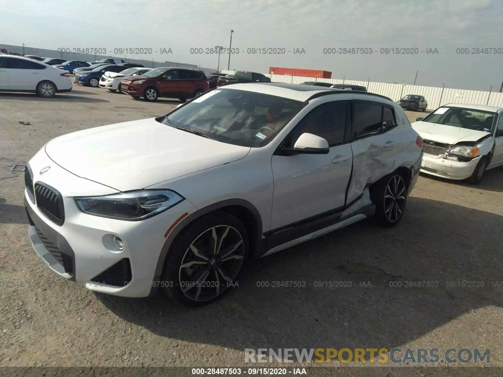 2 Фотография поврежденного автомобиля WBXYH9C00L5P48673 BMW X2 2020