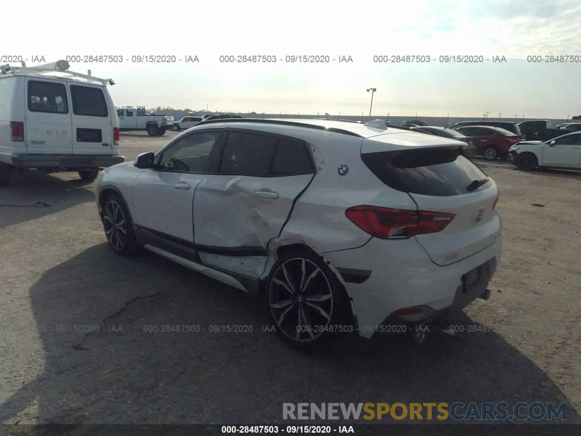 3 Фотография поврежденного автомобиля WBXYH9C00L5P48673 BMW X2 2020
