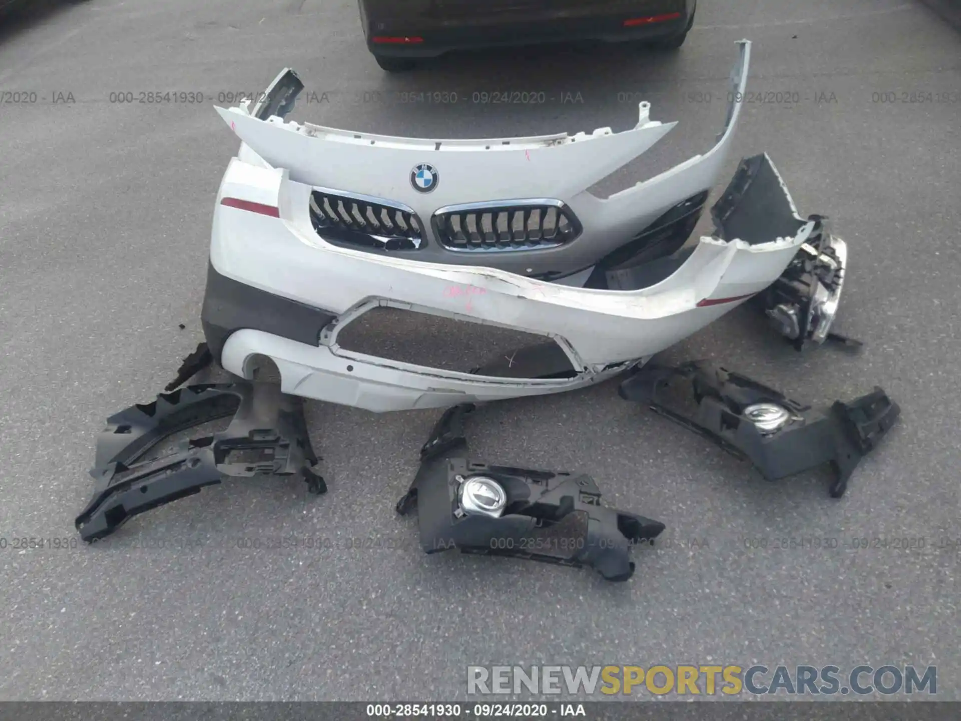 12 Фотография поврежденного автомобиля WBXYH9C01L5P19649 BMW X2 2020