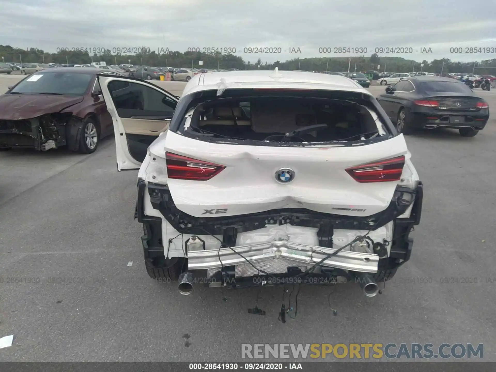 6 Фотография поврежденного автомобиля WBXYH9C01L5P19649 BMW X2 2020