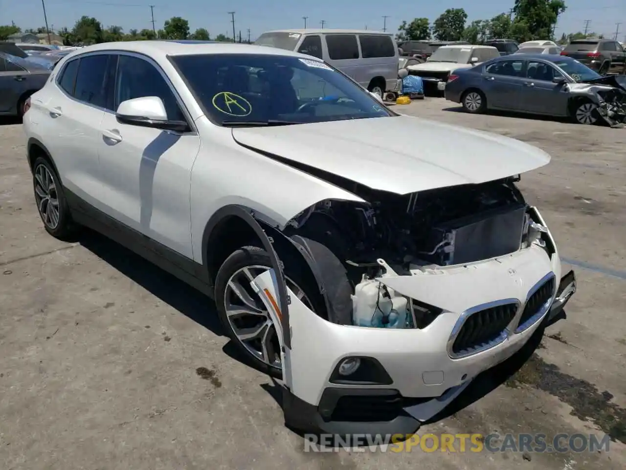 1 Photograph of a damaged car WBXYH9C01L5R77086 BMW X2 2020