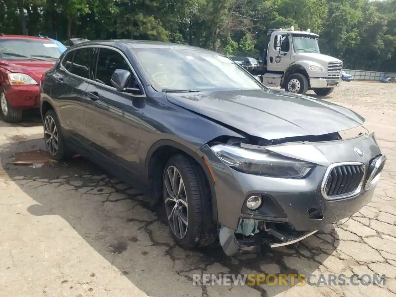 1 Photograph of a damaged car WBXYH9C02L5P04593 BMW X2 2020