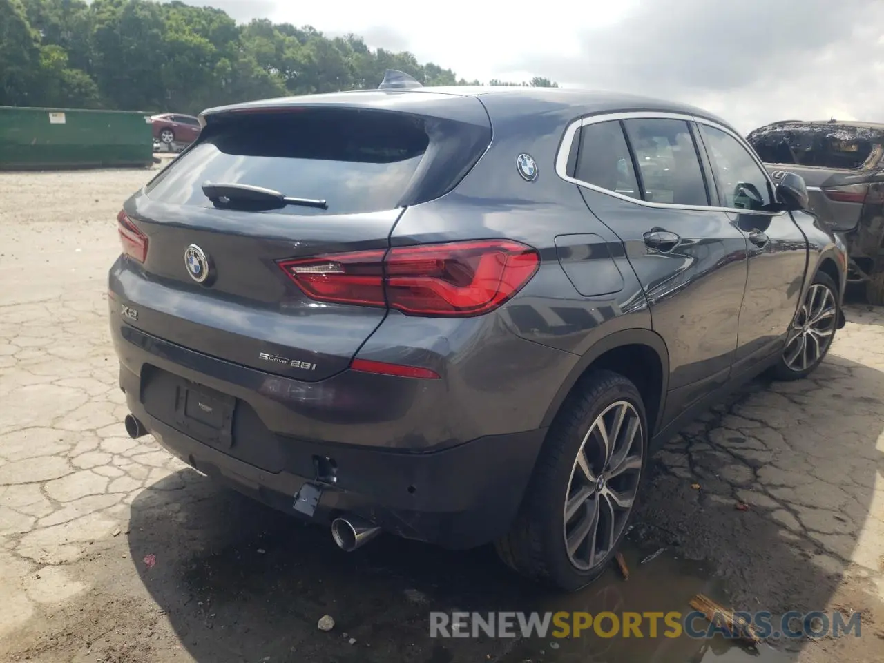 4 Photograph of a damaged car WBXYH9C02L5P04593 BMW X2 2020