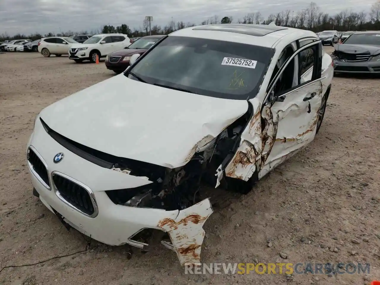 2 Photograph of a damaged car WBXYH9C03L5N99028 BMW X2 2020