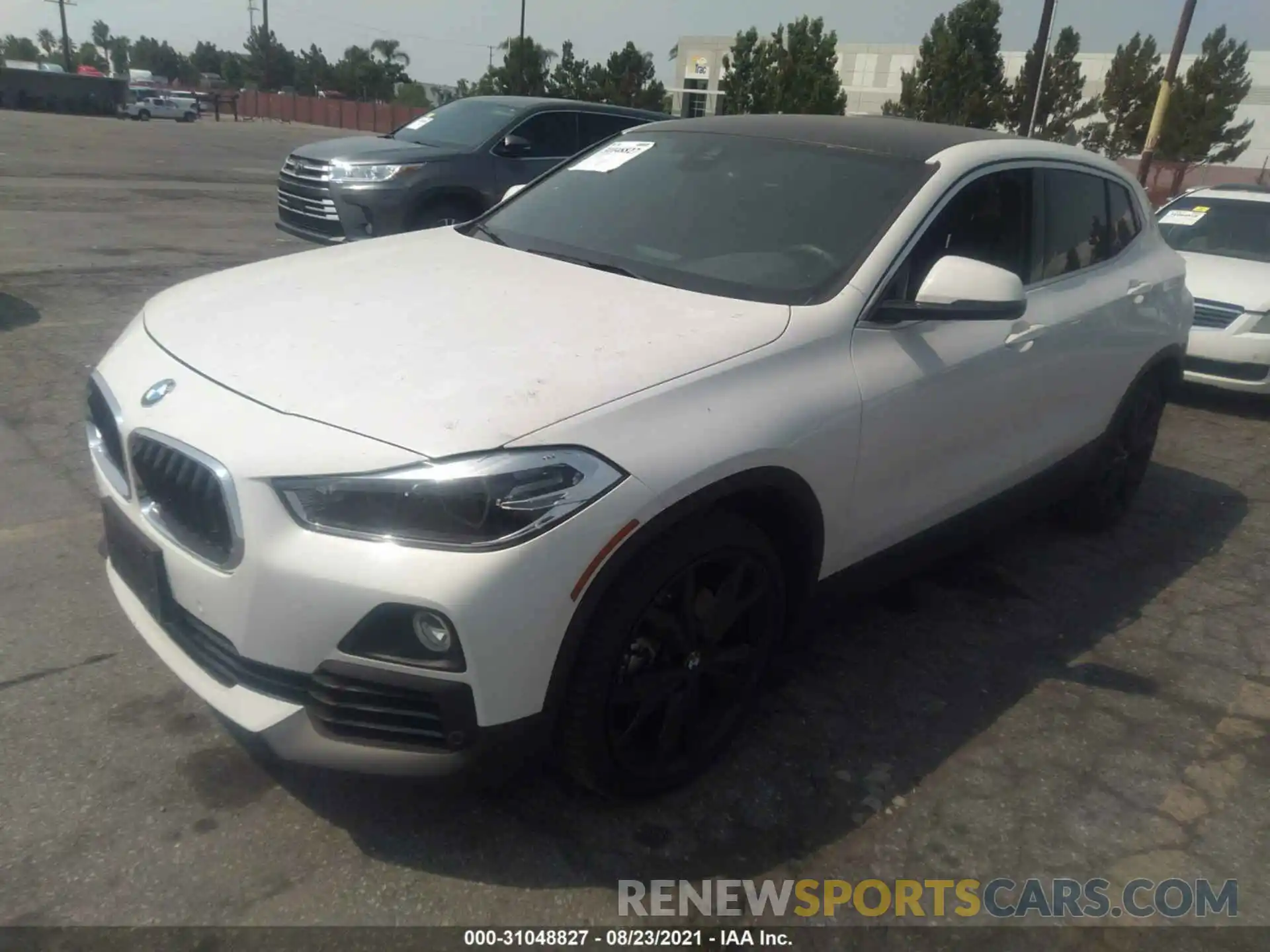 2 Фотография поврежденного автомобиля WBXYH9C03L5P30099 BMW X2 2020