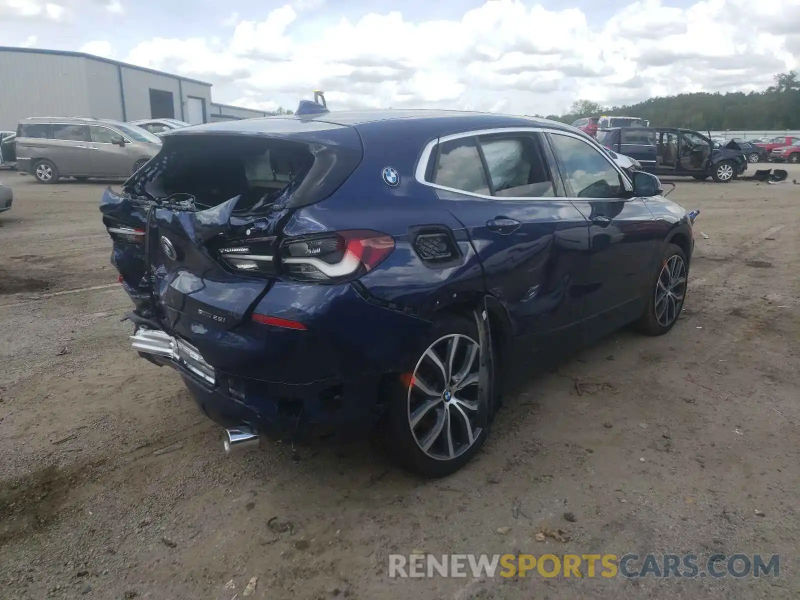 4 Photograph of a damaged car WBXYH9C03L5R72309 BMW X2 2020