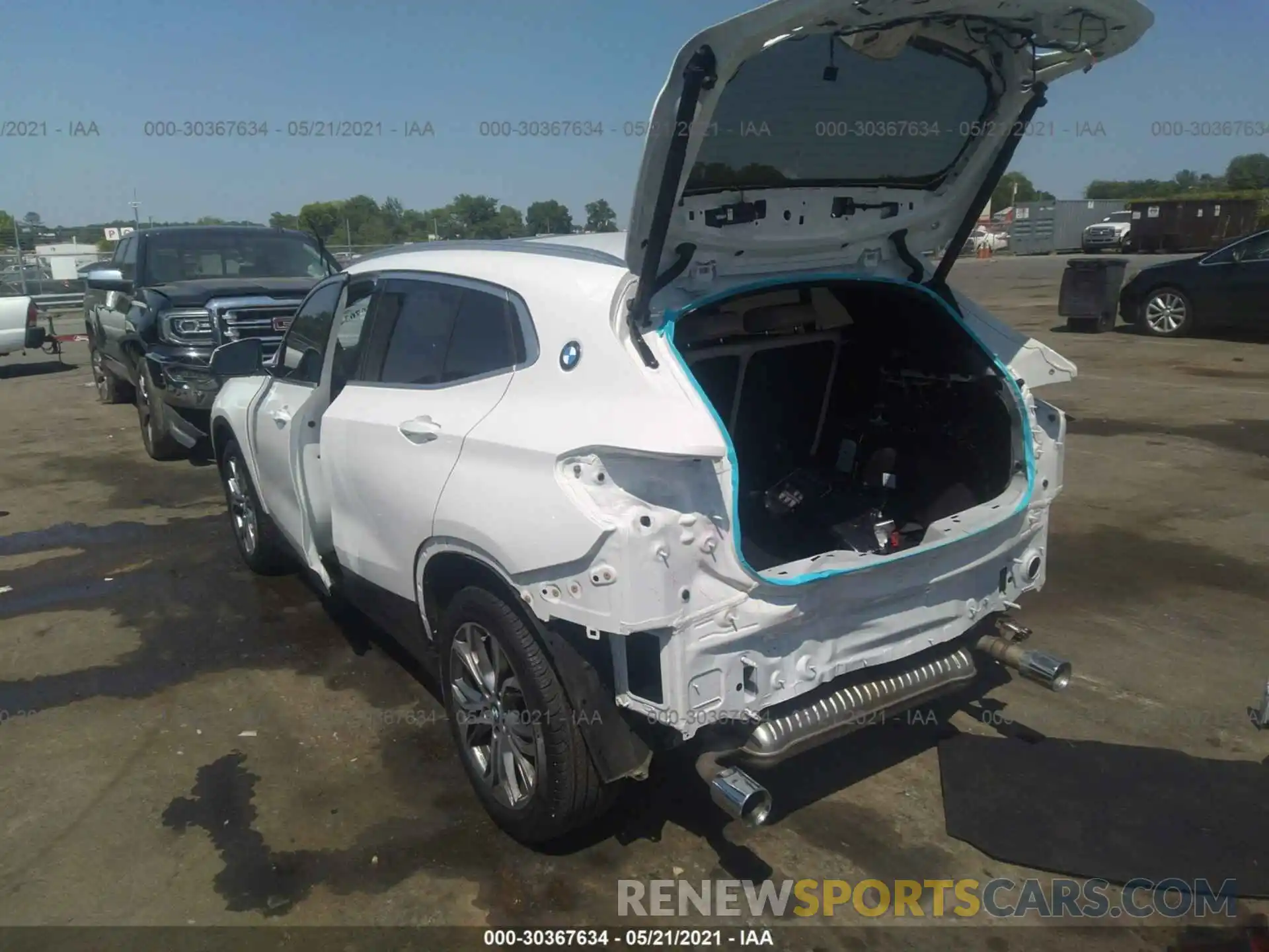 3 Фотография поврежденного автомобиля WBXYH9C03L5R97212 BMW X2 2020