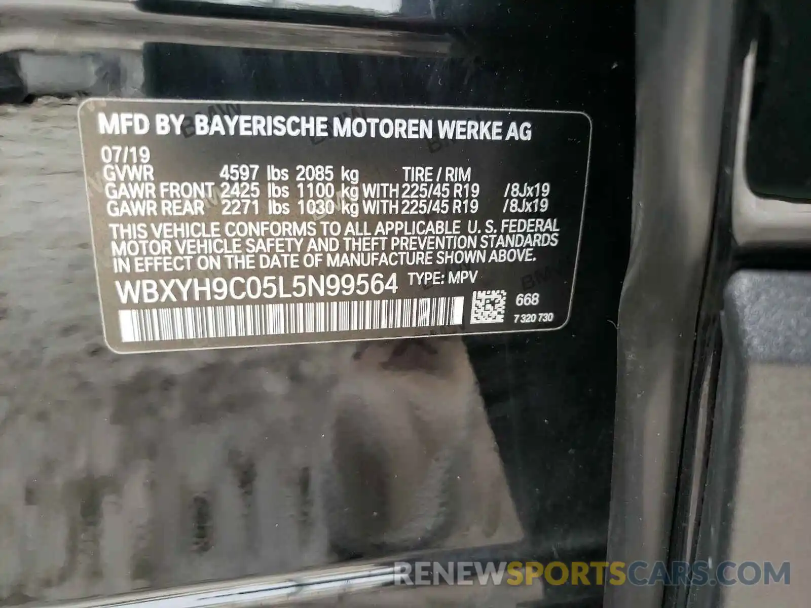10 Photograph of a damaged car WBXYH9C05L5N99564 BMW X2 2020