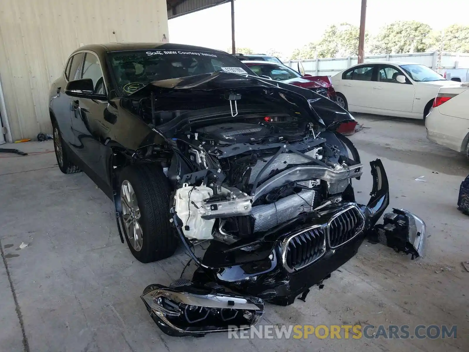 1 Photograph of a damaged car WBXYH9C05L5P63024 BMW X2 2020