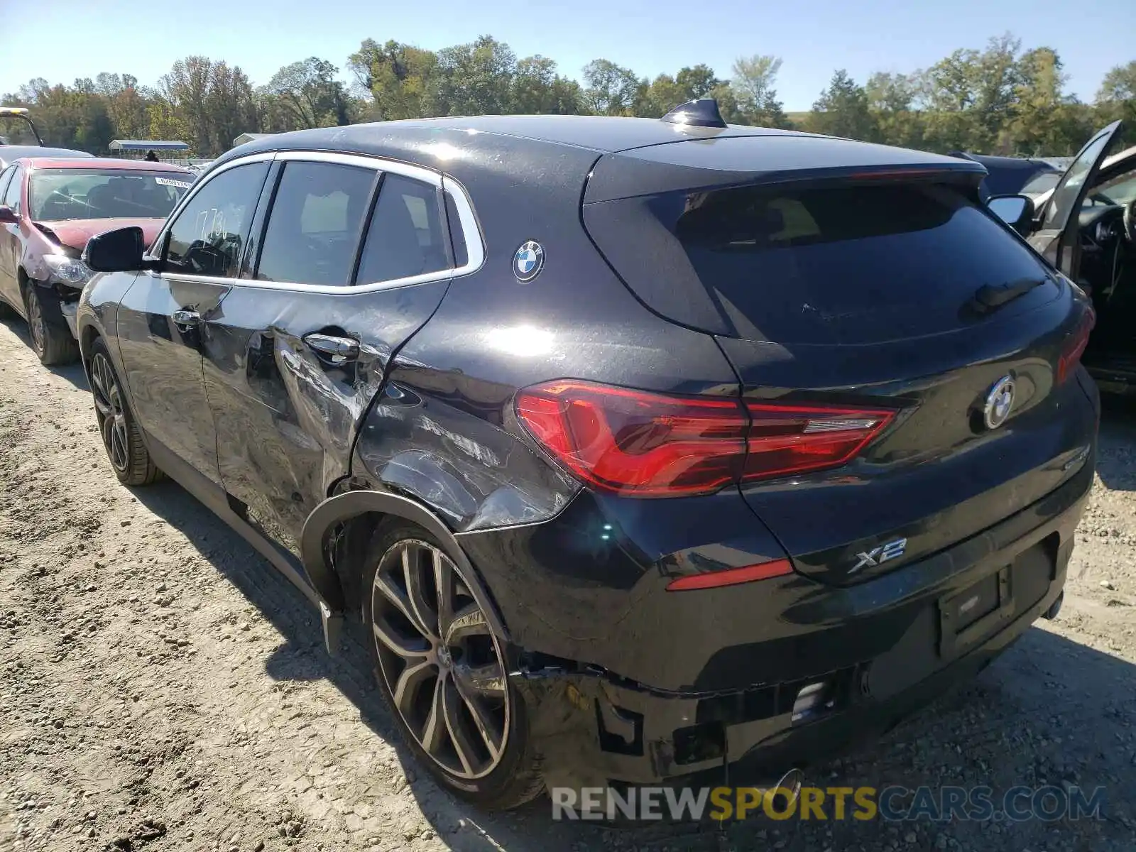 3 Photograph of a damaged car WBXYH9C05L5R32488 BMW X2 2020